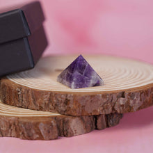 Amethyst Pyramid (1 inch)