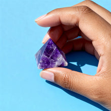 Amethyst Pyramid (1 inch)