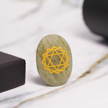 Green Aventurine Pebble – Heart Chakra Symbol (Anahata)