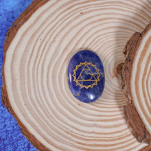 Lapis Lazuli Pebble – Throat Chakra Symbol (Vishuddha)