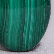 Malachite Pebble (Single)
